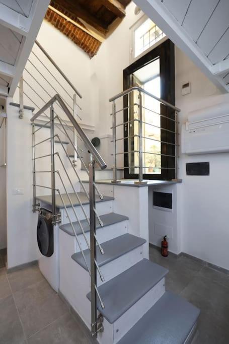 Cozy Loft Navigli, Close To Duomo And Bocconi - Italy Flat Vacation Mailand Exterior foto