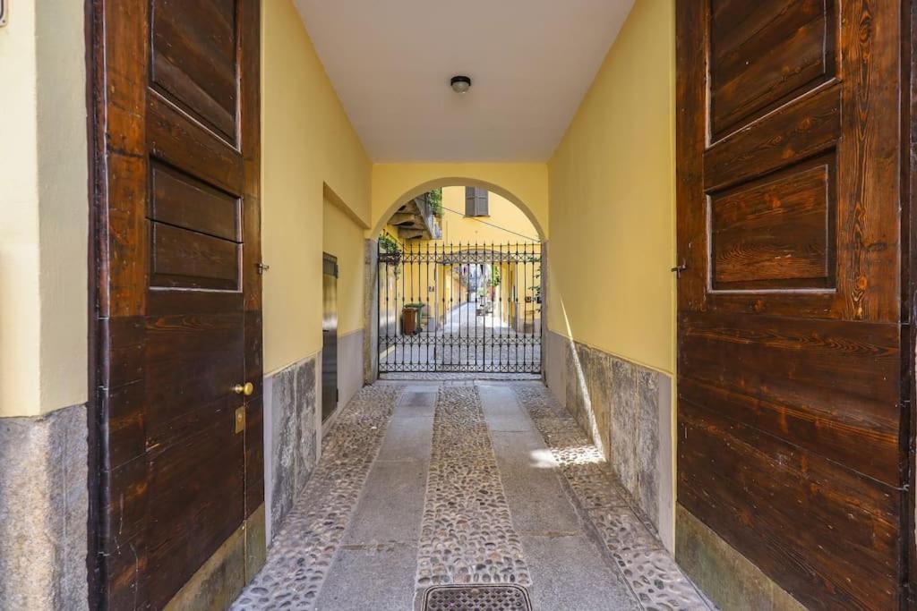 Cozy Loft Navigli, Close To Duomo And Bocconi - Italy Flat Vacation Mailand Exterior foto